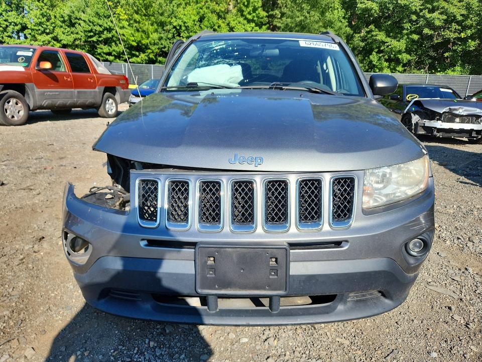 Foto 5 de la subasta – 2012 JEEP COMPASS con VIN 1C4NJCBB8CD520690