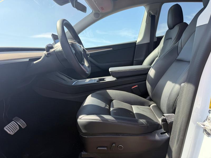 Photo 7 from auction – 2022 TESLA MODEL Y with VIN 7SAYGDEF0NF539684