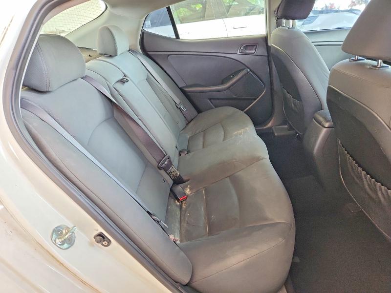 Снимка 10 от търг – 2015 KIA OPTIMA с VIN KNAGM4A74F5627153