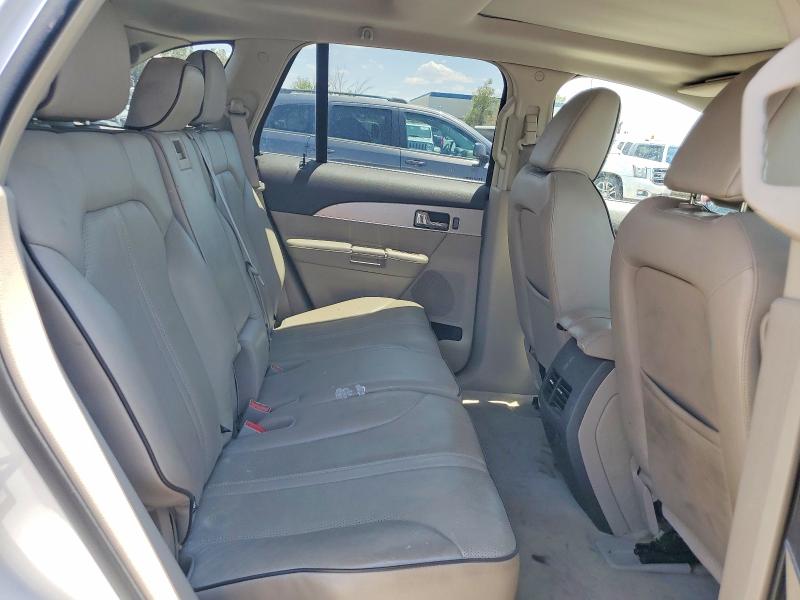 Photo 11 from auction – 2011 LINCOLN MKX with VIN 2LMDJ6JK2BBJ11085