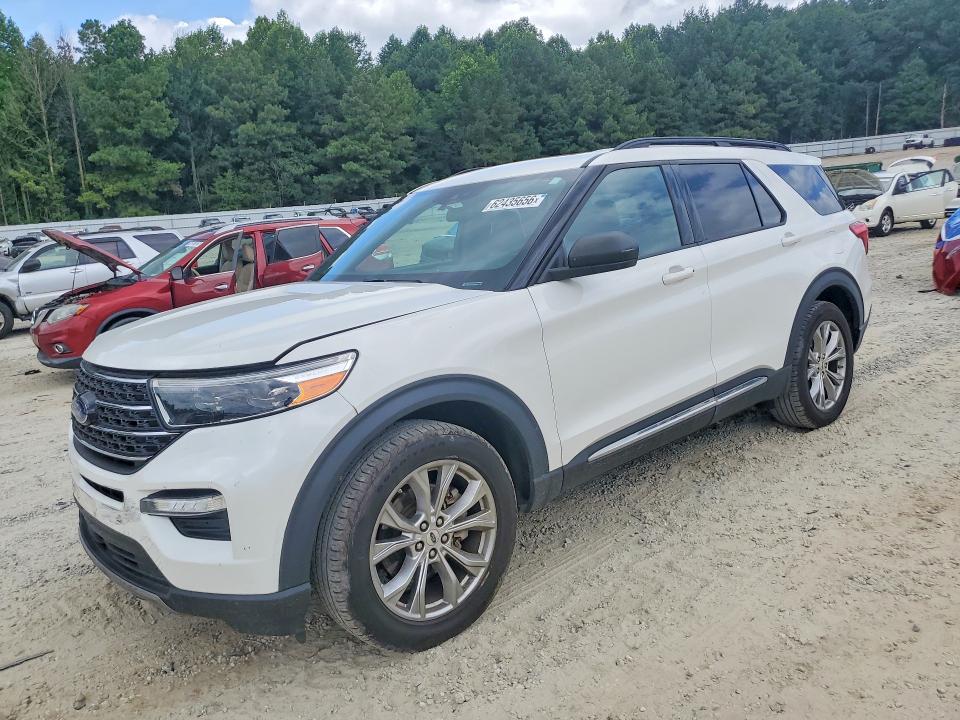 FORD EXPLORER 2020 with VIN 1FMSK8DH3LGA49475 - Photo from auction