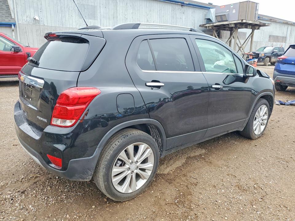 Photo 3 from auction – 2019 CHEVROLET TRAX with VIN 3GNCJRSB8KL217290