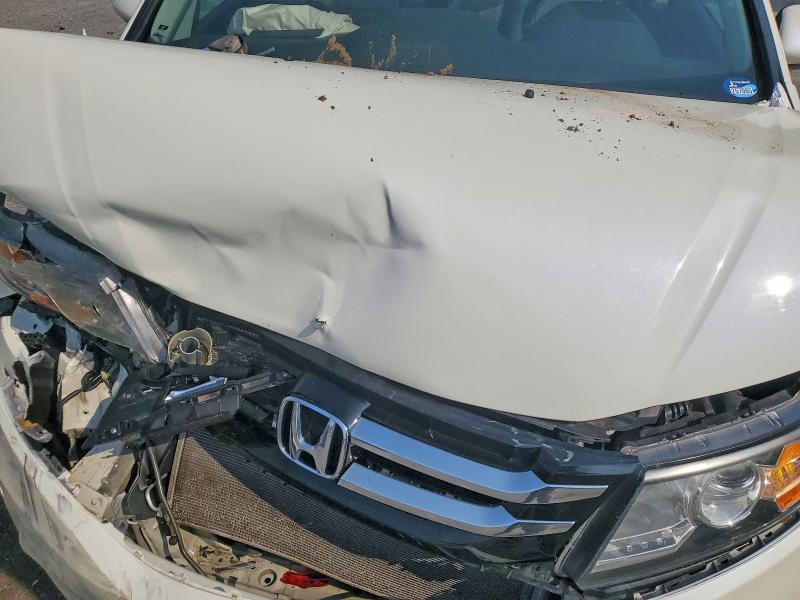 Photo 12 from auction – 2017 HONDA ODYSSEY with VIN 5FNRL5H93HB011537