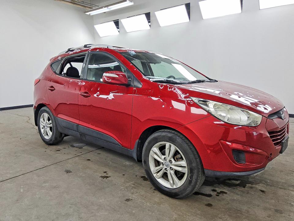 Photo 4 from auction – 2012 HYUNDAI TUCSON with VIN KM8JU3AC8CU345028