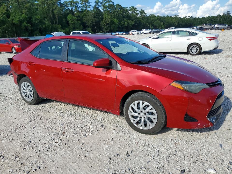 Photo 4 from auction – 2018 TOYOTA COROLLA with VIN 5YFBURHE6JP771037