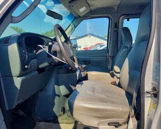 Photo 7 from auction – 2008 FORD ECONOLINE with VIN 1FBNE31L88DB49279