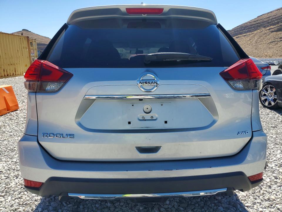 Photo 6 from auction – 2017 NISSAN ROGUE with VIN JN8AT2MV3HW260256