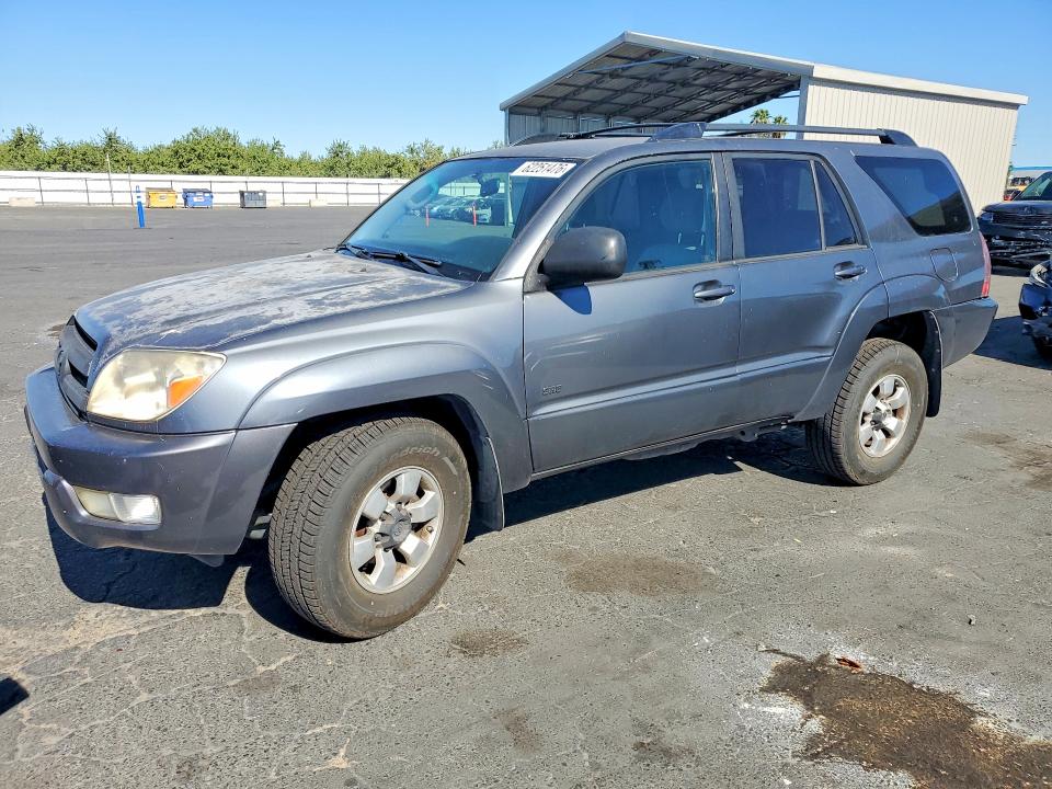 TOYOTA 4RUNNER 2004 with VIN JTEZU14R340040844 - Photo from auction
