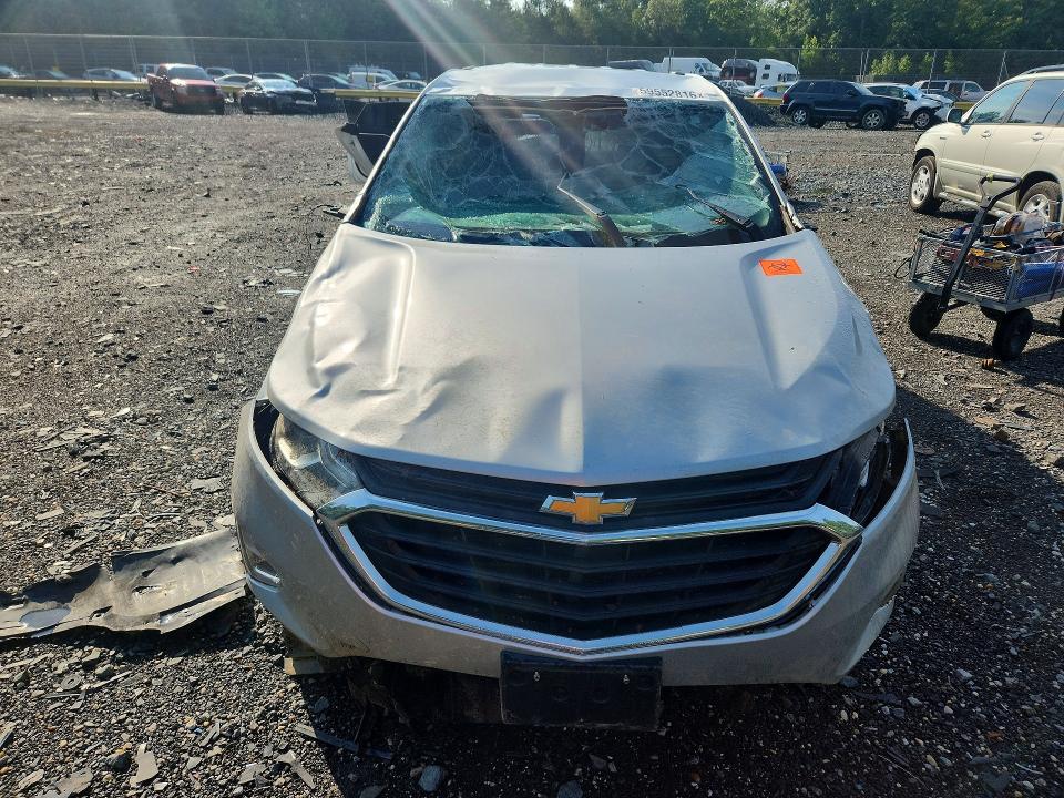 Photo 5 from auction – 2018 CHEVROLET EQUINOX with VIN 3GNAXJEV9JS548025