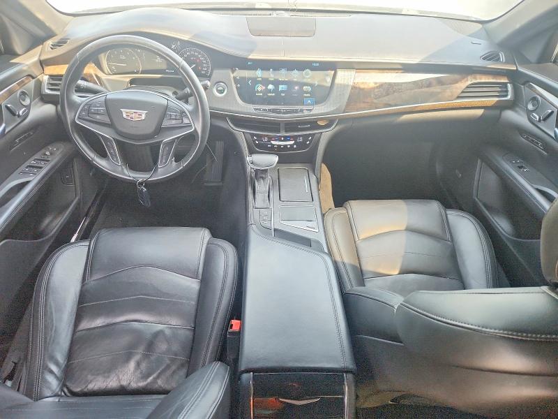 Photo 8 from auction – 2017 CADILLAC CT6 with VIN 1G6KD5RS9HU196705