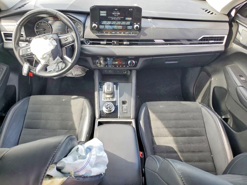 Photo 8 from auction – 2024 MITSUBISHI OUTLANDER with VIN JA4J4VA88RZ080418