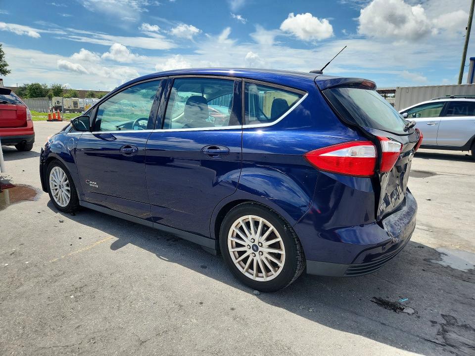 Photo 2 from auction – 2016 FORD C-MAX with VIN 1FADP5CU5GL104507