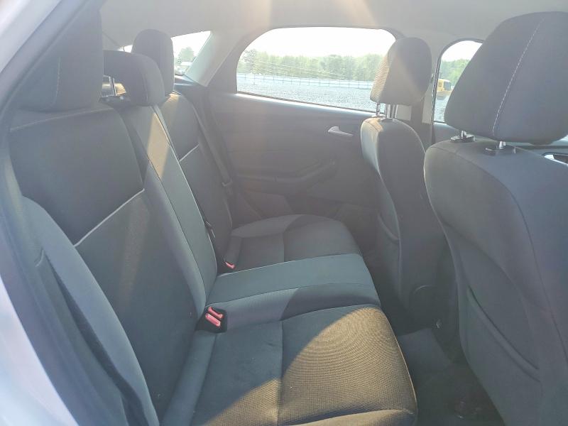 Photo 10 from auction – 2014 FORD FOCUS with VIN 1FADP3K27EL320635