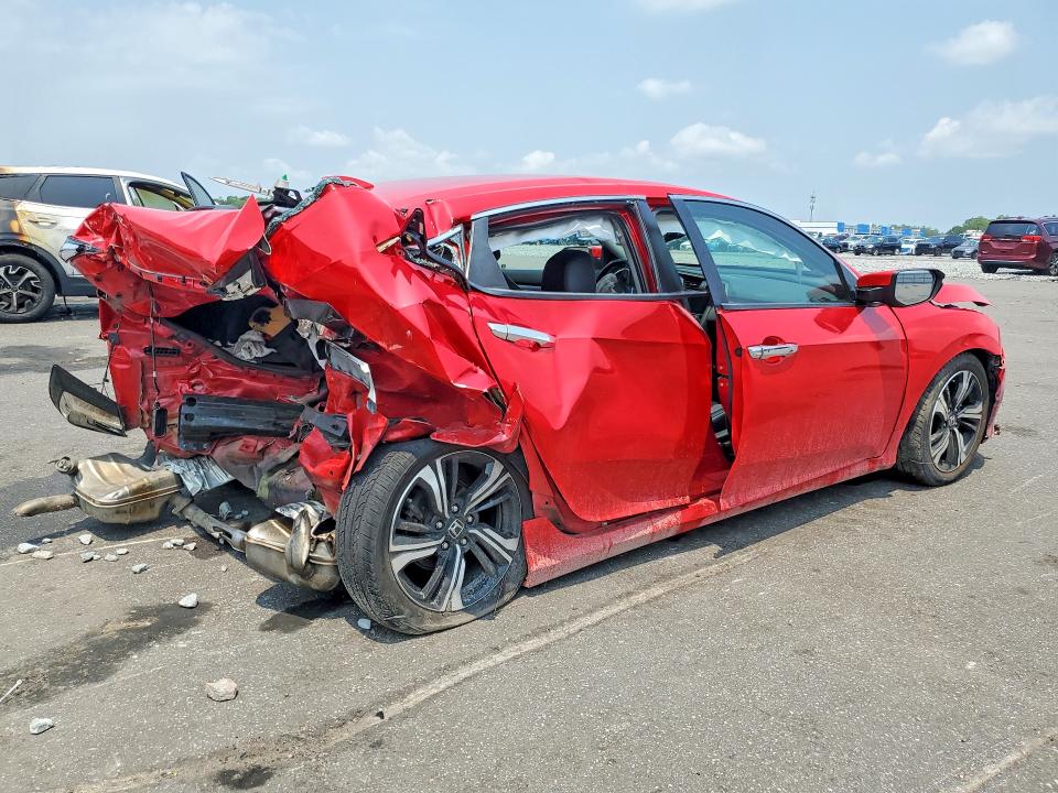 Photo 3 from auction – 2017 HONDA CIVIC with VIN 2HGFC1F93HH656604