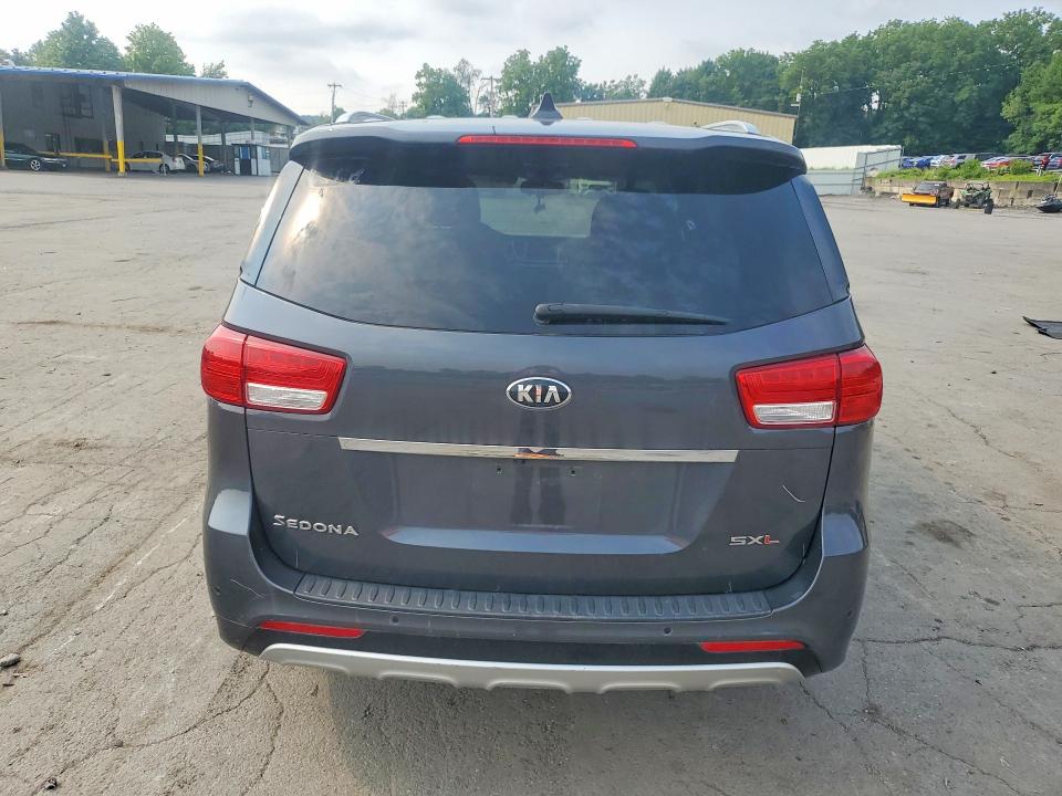 Photo 6 from auction – 2016 KIA SEDONA with VIN KNDME5C19G6171308