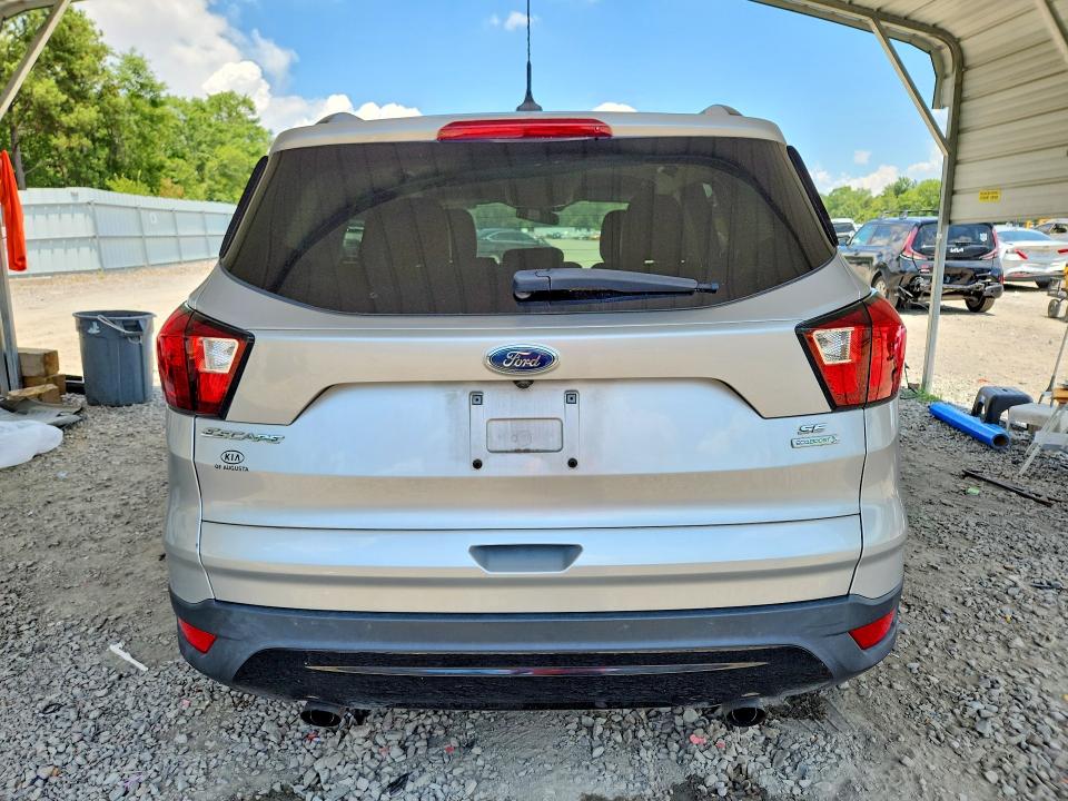 Photo 6 from auction – 2019 FORD ESCAPE with VIN 1FMCU0GD9KUB06738