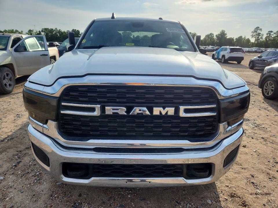 Photo 5 from auction – 2022 RAM 3500 with VIN 3C63R3HL5NG302865
