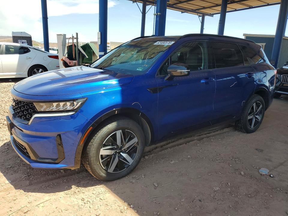 KIA SORENTO 2022 with VIN 5XYRL4LC8NG134834 - Photo from auction