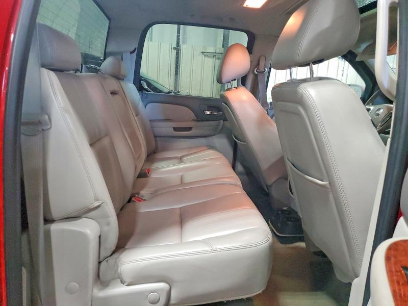 Photo 10 from auction – 2011 GMC SIERRA with VIN 3GTP2WE39BG391131