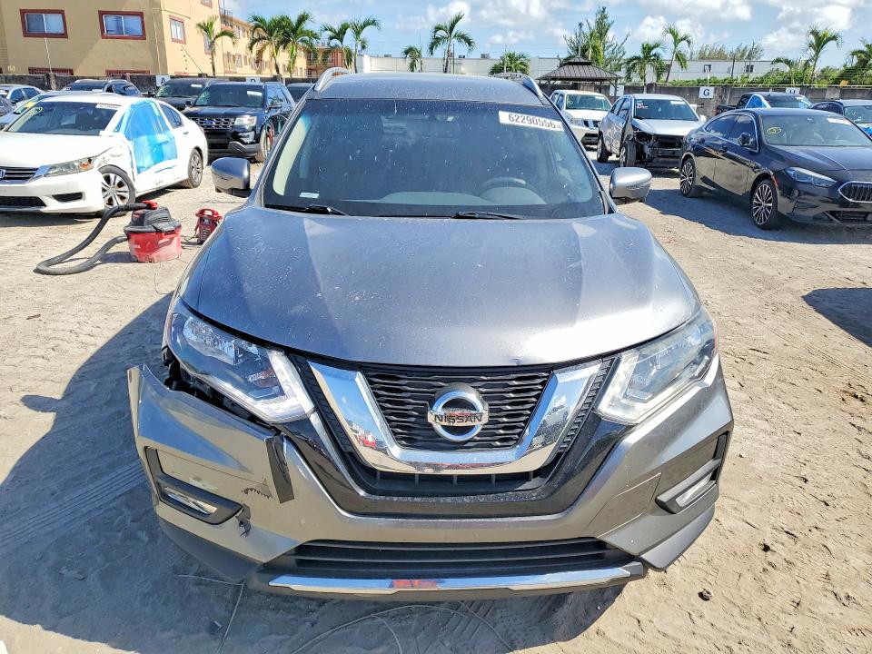 Photo 5 from auction – 2017 NISSAN ROGUE with VIN KNMAT2MV2HP557248
