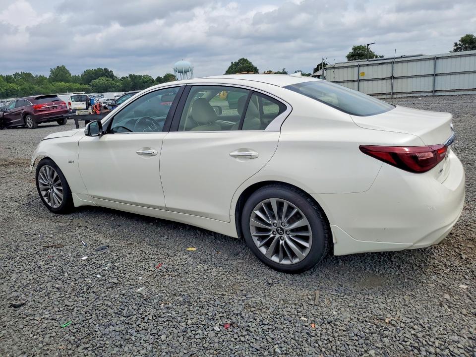 Снимка 2 от търг – 2020 INFINITI Q50 с VIN JN1EV7AR1LM250859