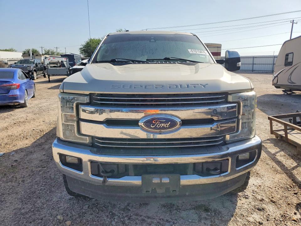 Zdjęcie 5 z aukcji – 2017 FORD F350 z VIN 1FT8W3BTXHEC09299