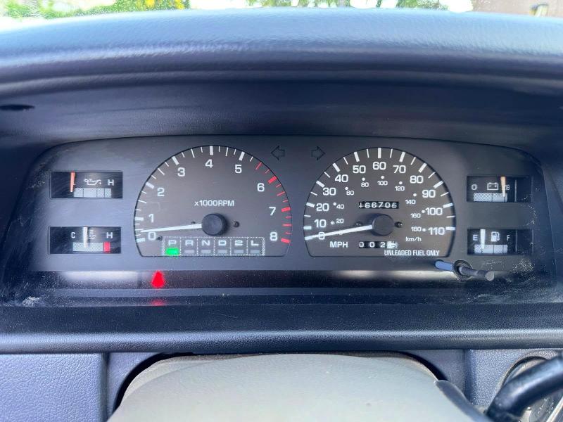 Photo 9 from auction – 1998 TOYOTA T100 with VIN JT4UN24D5W0054589