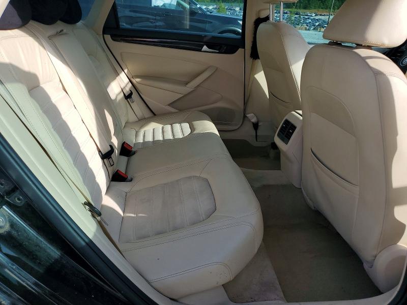 Photo 10 from auction – 2014 VOLKSWAGEN PASSAT with VIN 1VWCT7A32EC086369