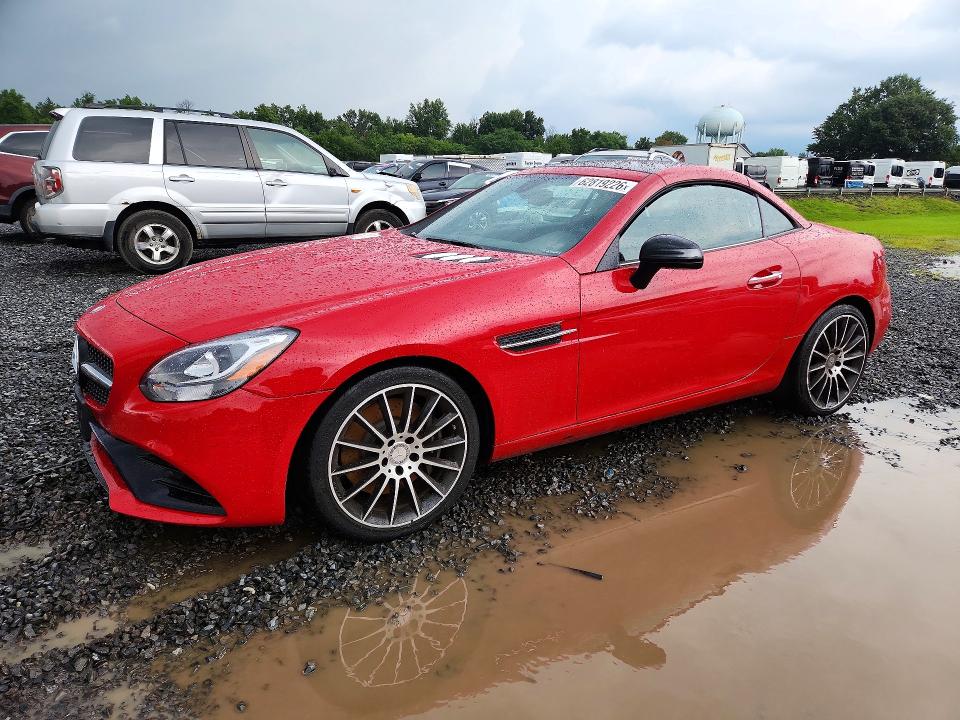2017 MERCEDES-BENZ SLC
