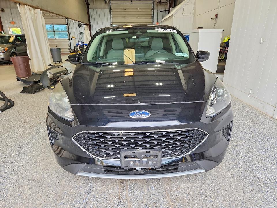 Photo 5 from auction – 2020 FORD ESCAPE with VIN 1FMCU9G60LUA27384