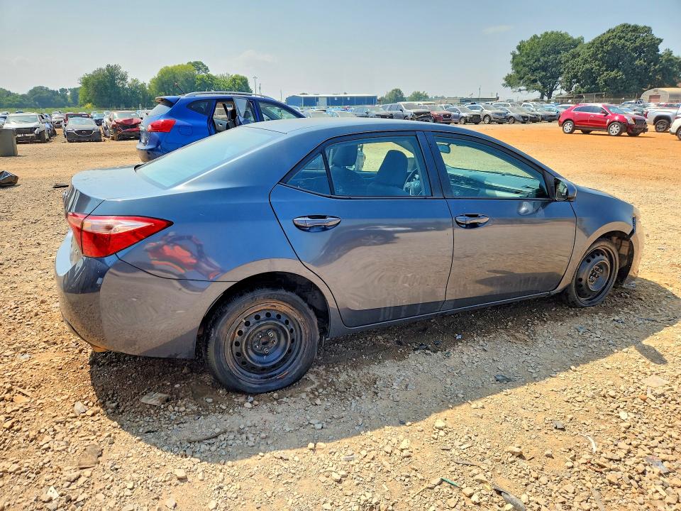 Photo 3 from auction – 2017 TOYOTA COROLLA with VIN 5YFBURHE0HP638042