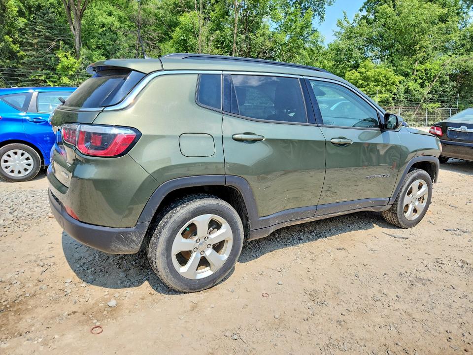 Photo 3 from auction – 2020 JEEP COMPASS with VIN 3C4NJDBB3LT115563