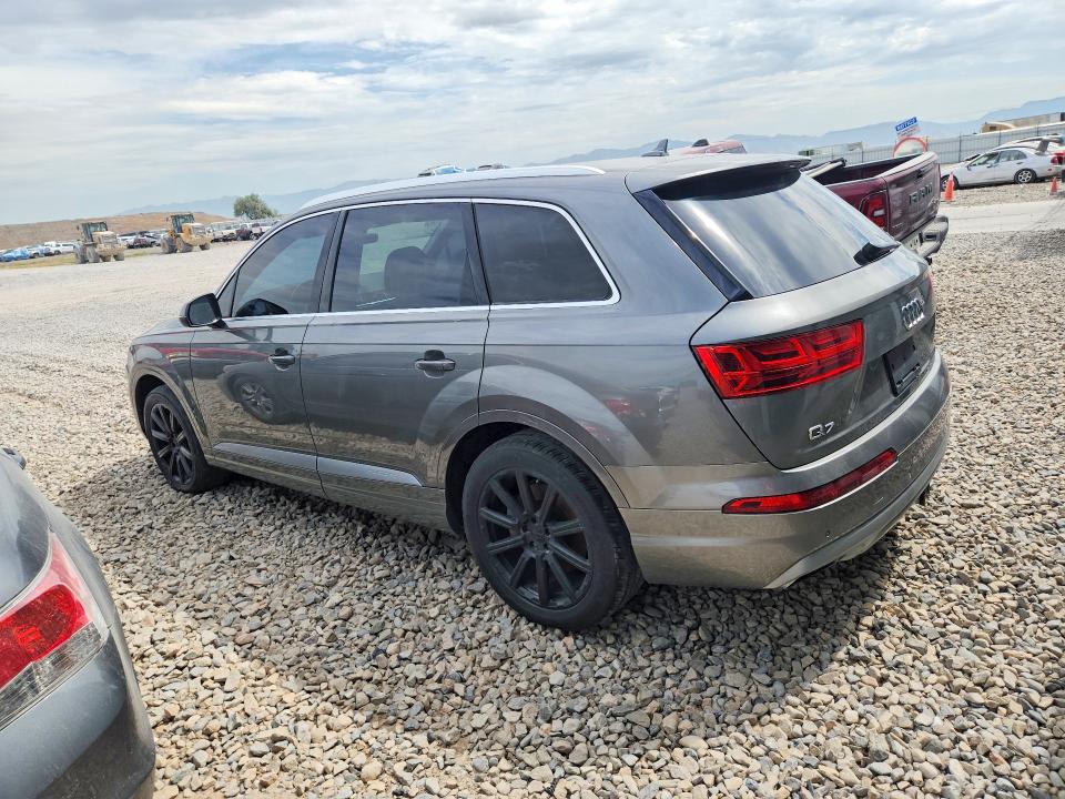 Photo 2 from auction – 2017 AUDI Q7 with VIN WA1LAAF71HD004559