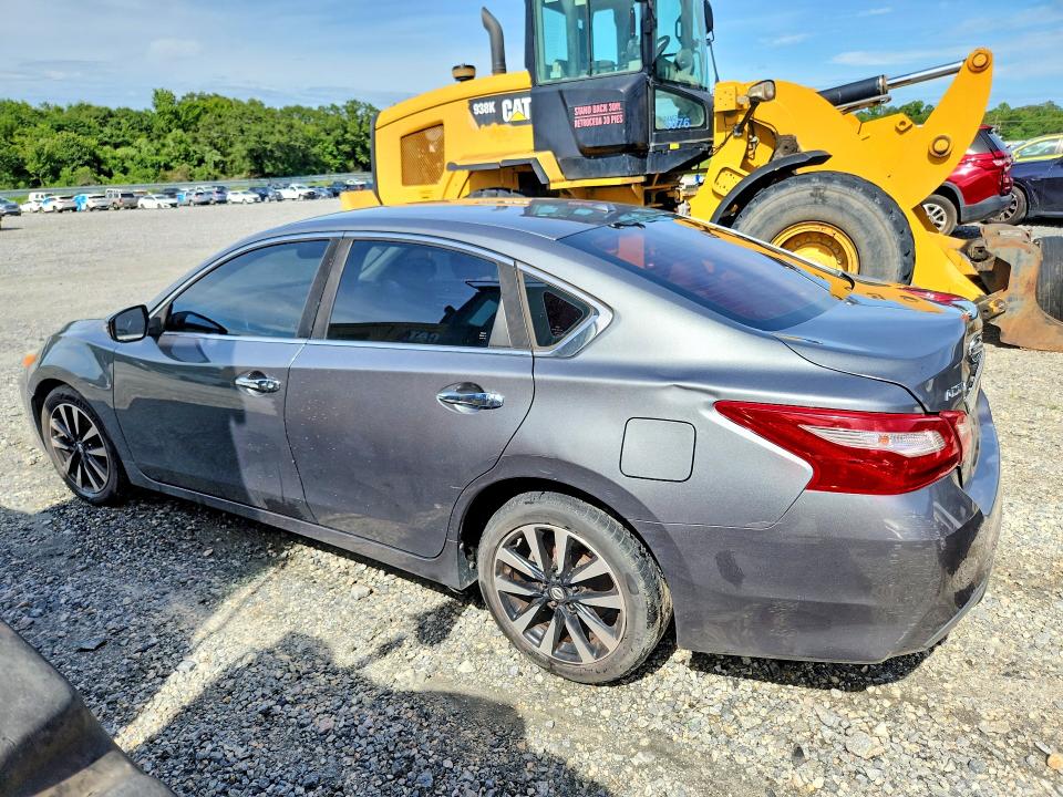 Photo 2 from auction – 2018 NISSAN ALTIMA with VIN 1N4AL3AP5JC215761
