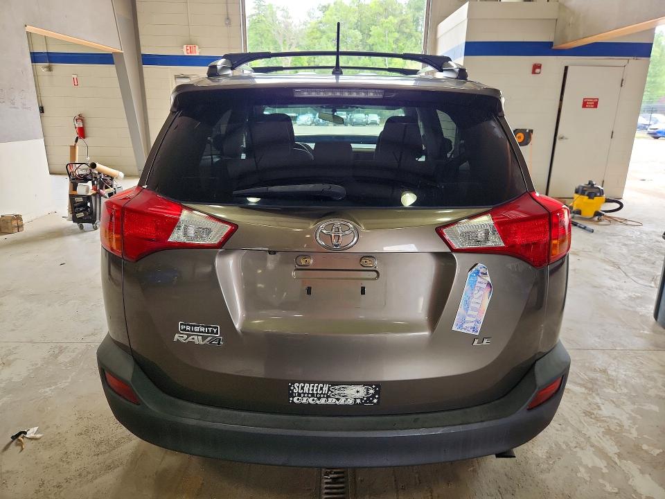 Photo 6 from auction – 2013 TOYOTA RAV4 with VIN 2T3ZFREV0DW065446