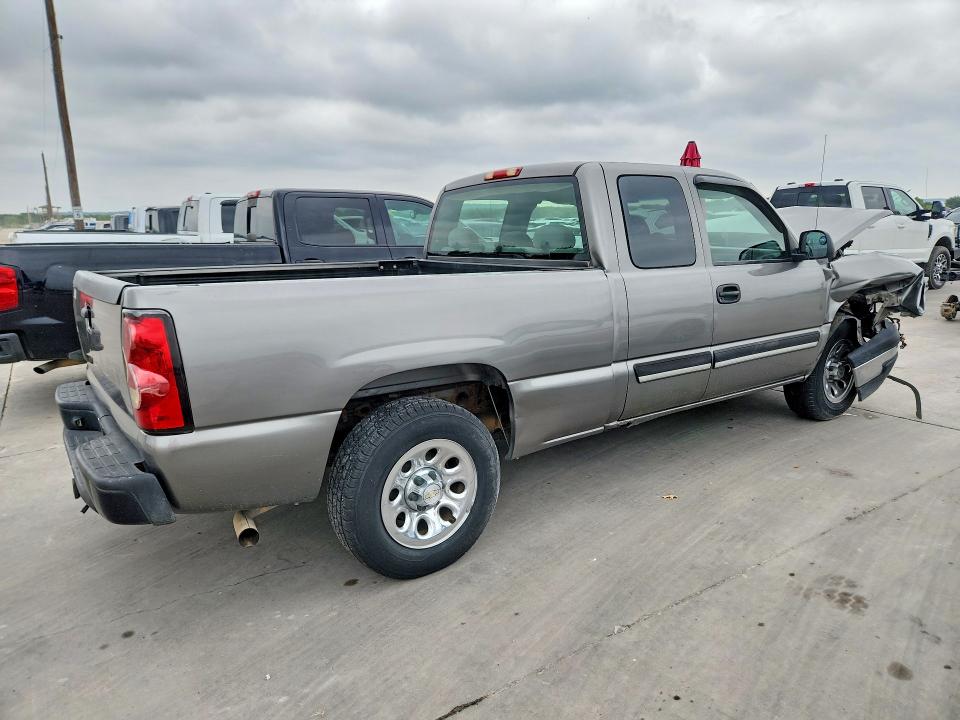 Photo 3 from auction – 2006 CHEVROLET SILVERADO with VIN 1GCEC19X16Z253948