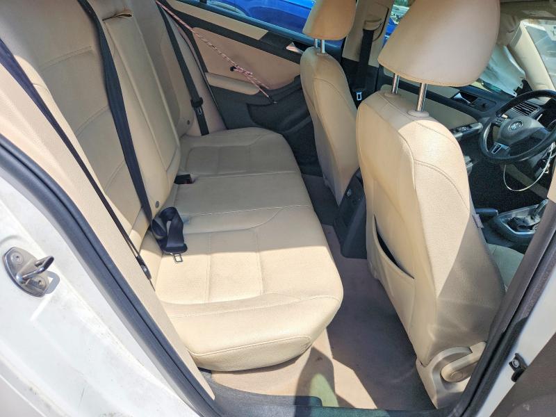 Photo 10 from auction – 2012 VOLKSWAGEN JETTA with VIN 3VWDX7AJ0CM308894