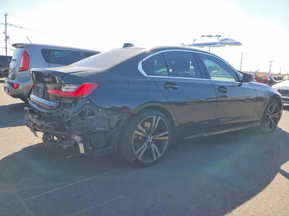 Photo 3 from auction – 2019 BMW 330I with VIN WBA5R1C54KFH13332
