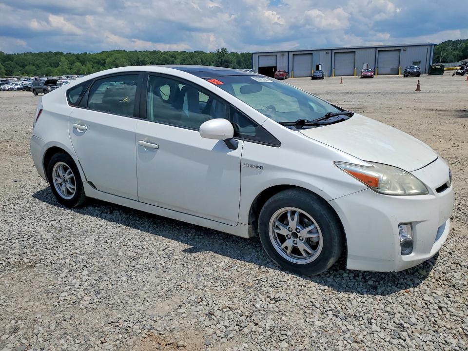 Photo 4 from auction – 2011 TOYOTA PRIUS with VIN JTDKN3DU0B0253377