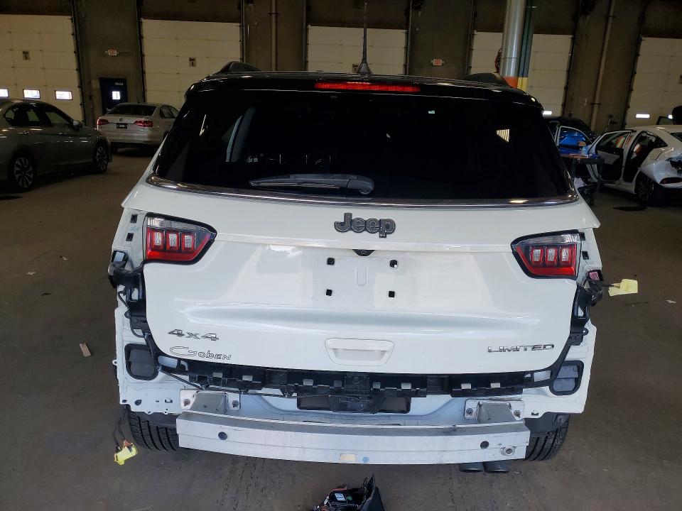 Photo 6 from auction – 2018 JEEP COMPASS with VIN 3C4NJDCB3JT169120