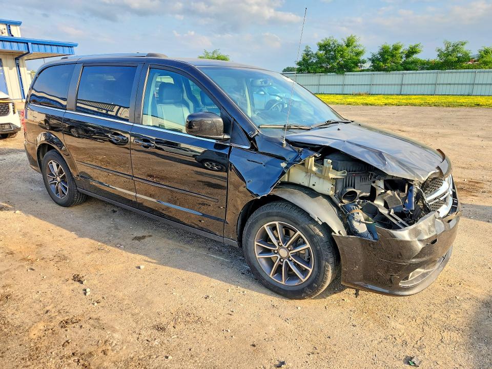 Photo 4 from auction – 2017 DODGE GRAND CARAVAN with VIN 2C4RDGCG5HR789440