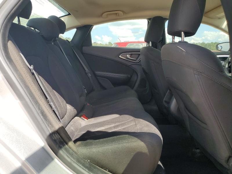 Photo 10 from auction – 2015 CHRYSLER 200 with VIN 1C3CCCAB4FN755044