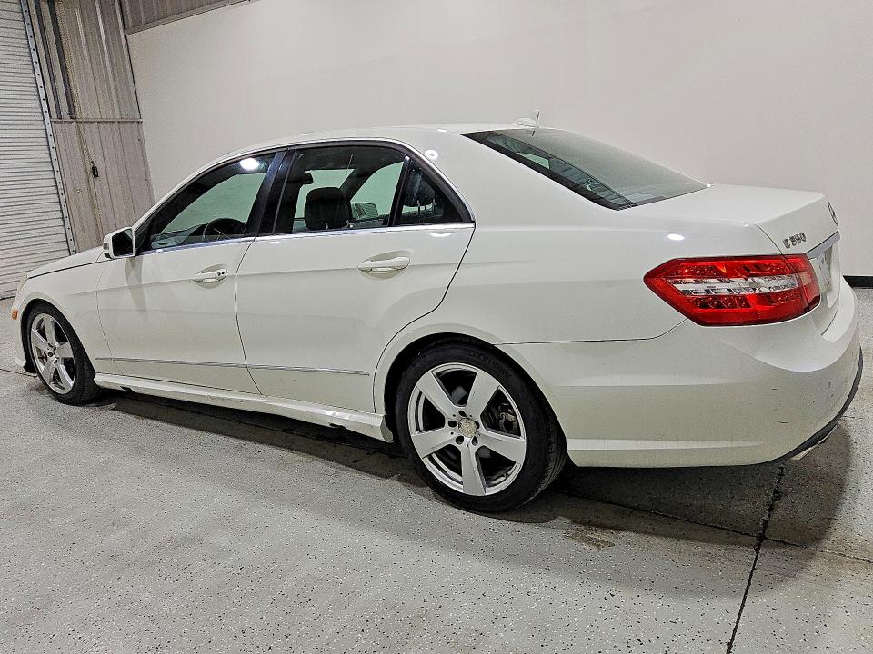 Photo 2 from auction – 2011 MERCEDES-BENZ E with VIN WDDHF5GB5BA505136