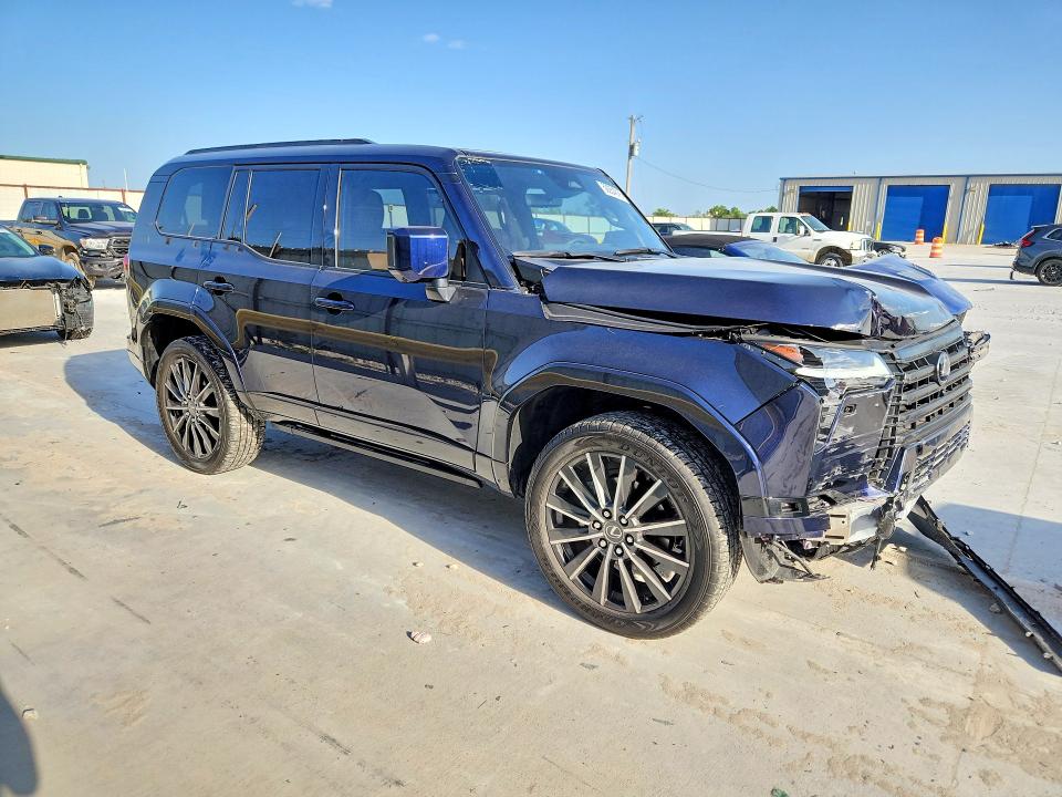 Photo 4 from auction – 2024 LEXUS GX 550 with VIN JTJVBCDX9R5022374