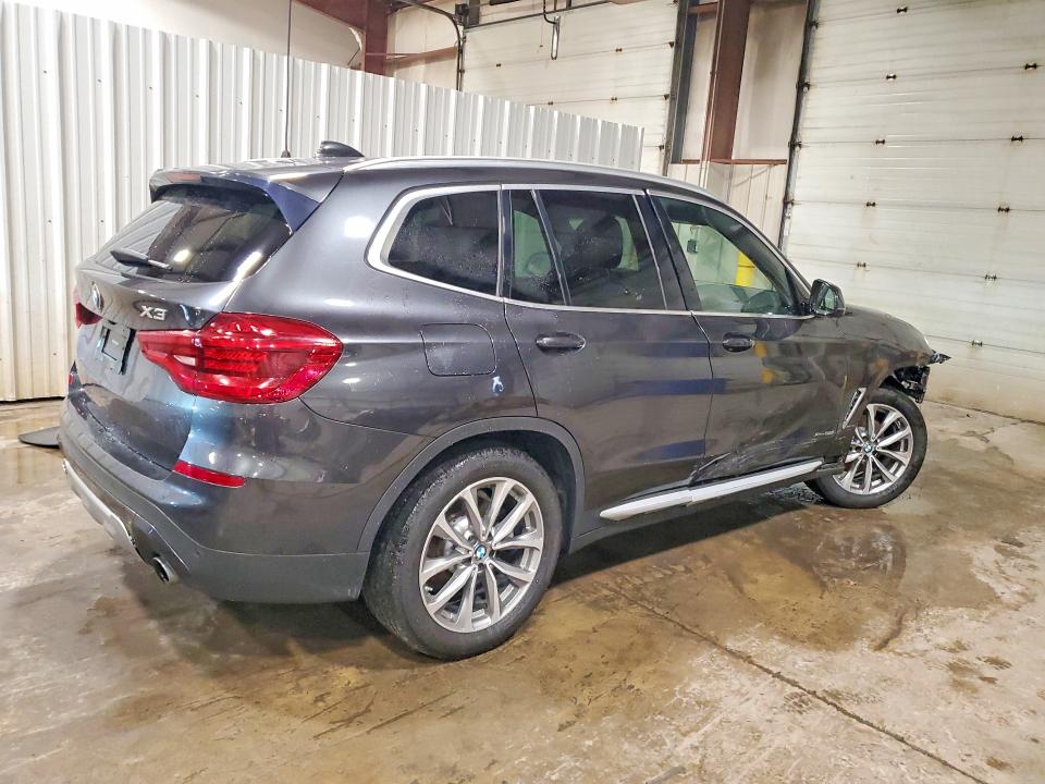 Фото 3 с аукциона – 2018 BMW X3 с VIN 5UXTR9C56JLC81446
