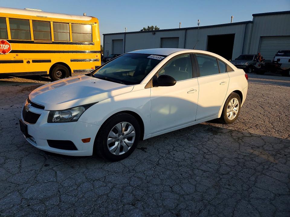 CHEVROLET CRUZE 2012 with VIN 1G1PC5SH0C7168425 - Photo from auction