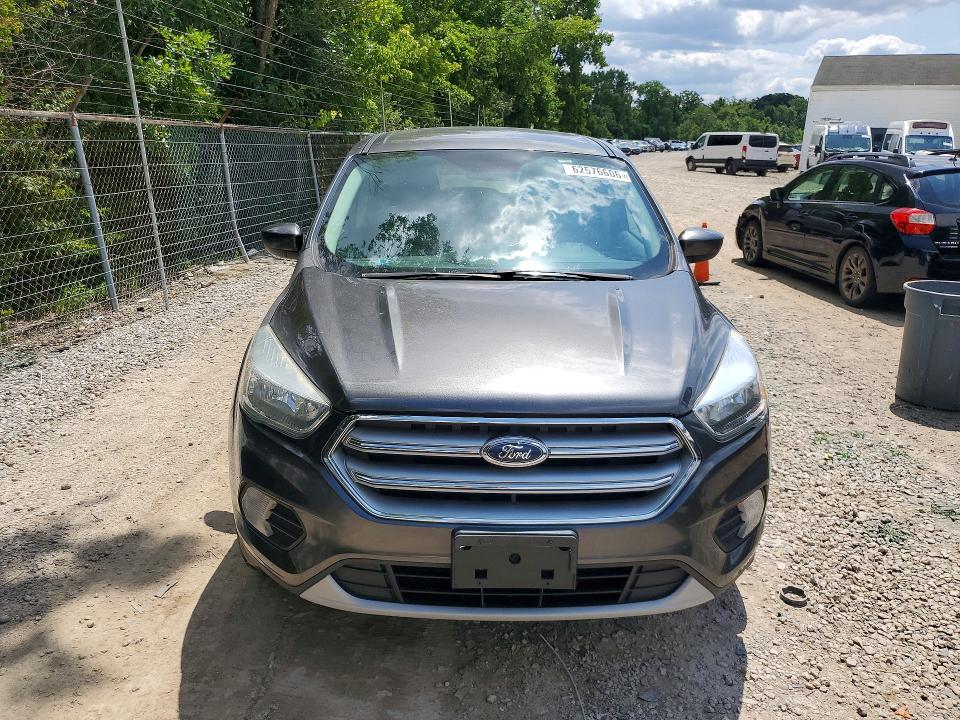 Photo 5 from auction – 2017 FORD ESCAPE with VIN 1FMCU0GD5HUD73898