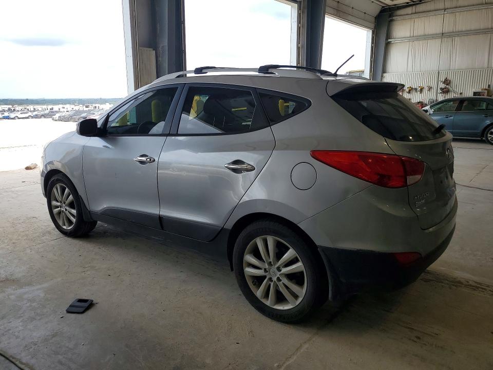 Photo 2 from auction – 2013 HYUNDAI TUCSON with VIN KM8JUCAC6DU621840