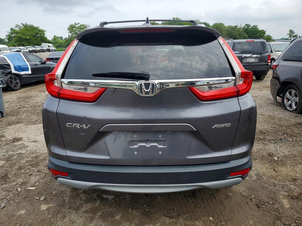 Photo 6 from auction – 2017 HONDA CR-V with VIN 2HKRW2H8XHH604181