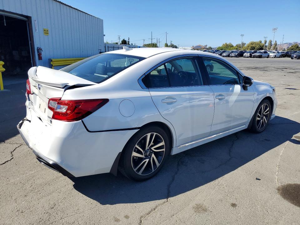 Photo 3 from auction – 2019 SUBARU LEGACY with VIN 4S3BNAS6XK3008108
